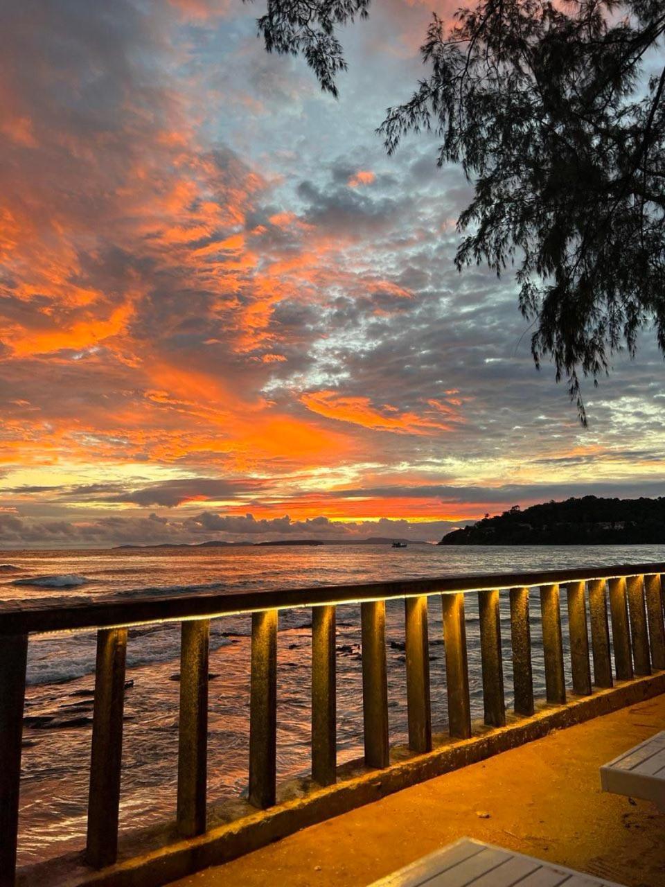 Easy Backpackers Paradise シアヌークビル エクステリア 写真